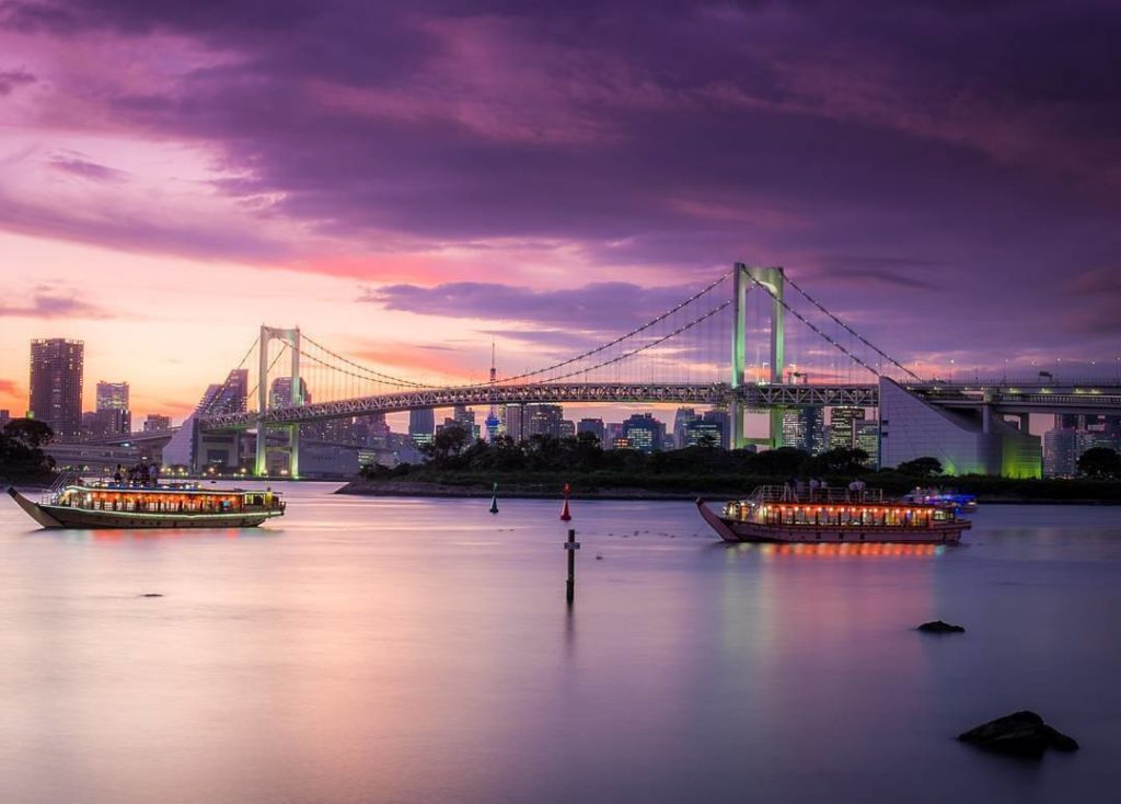 @Visit Japan: The sunset over Tokyo Bay is iconic. The bay anchors five main cities (Tokyo, Yo…