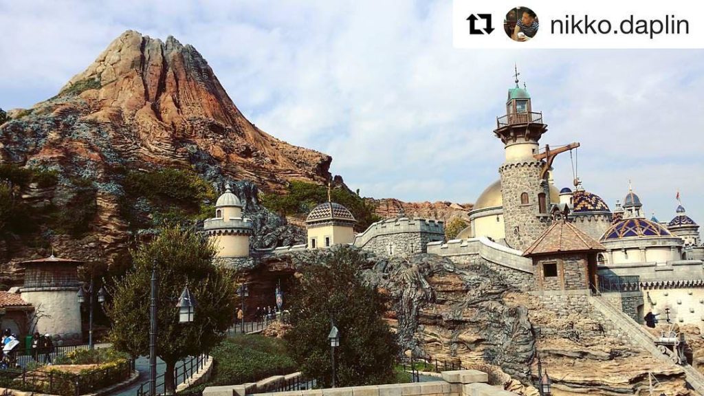 @Japan Travel: Tokyo Disney Sea Are you a Disney lover? Japan s all things Disney! ・・・
#Repost …