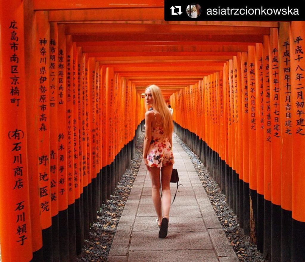 @Japan Travel: An absolute #mustsee in Japan ~ known to most tourists as the Inari Shrine Kyoto…
