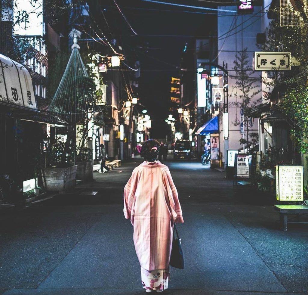 @Visit Japan: Located in Taito-ku along the west bank of the Sumida-gawa river, the Asakusa di…