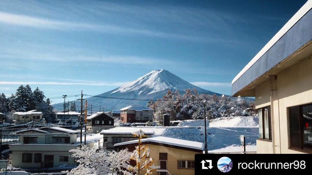 @Japan Travel: We Fuji! Don’t forget to make a stop here during your Japan trip. #Repost @rock…