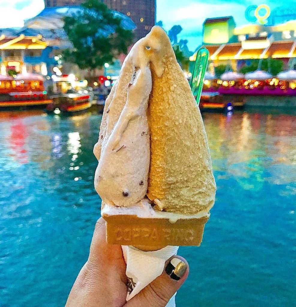 @Visit Japan: We have some exciting news! @Qantas tomorrow launches direct flights from Melbou…