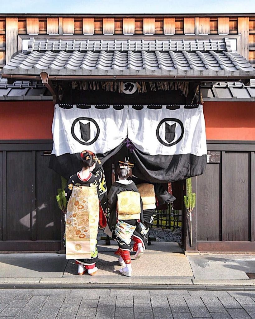 @Visit Japan: Strolling around Gion district in Kyoto, you might see beautiful Maiko and Geiko…