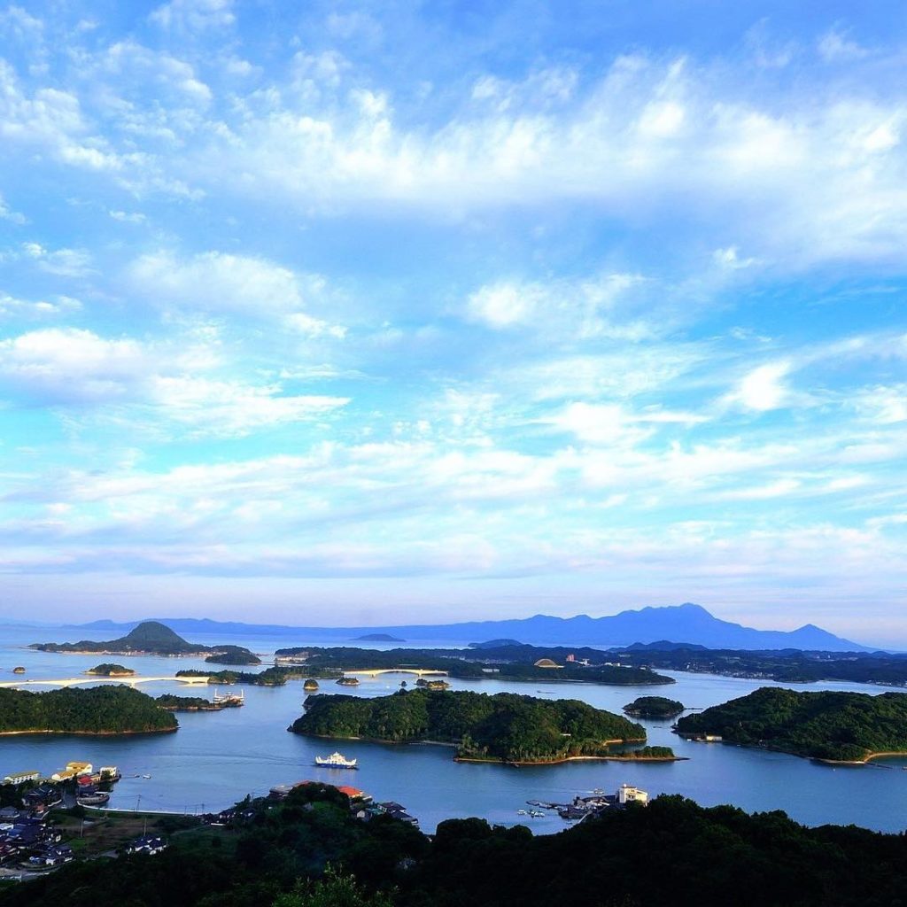 @Japan Travel: Japan consists of a whopping over 6,800 islands! Honshu, Hokkaido, Kyushu, and S…