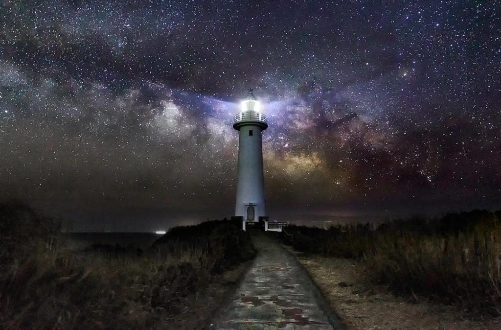 @Visit Japan: This stunning sight of the Milky Way and constellations over Tumekizaki Lighthou…