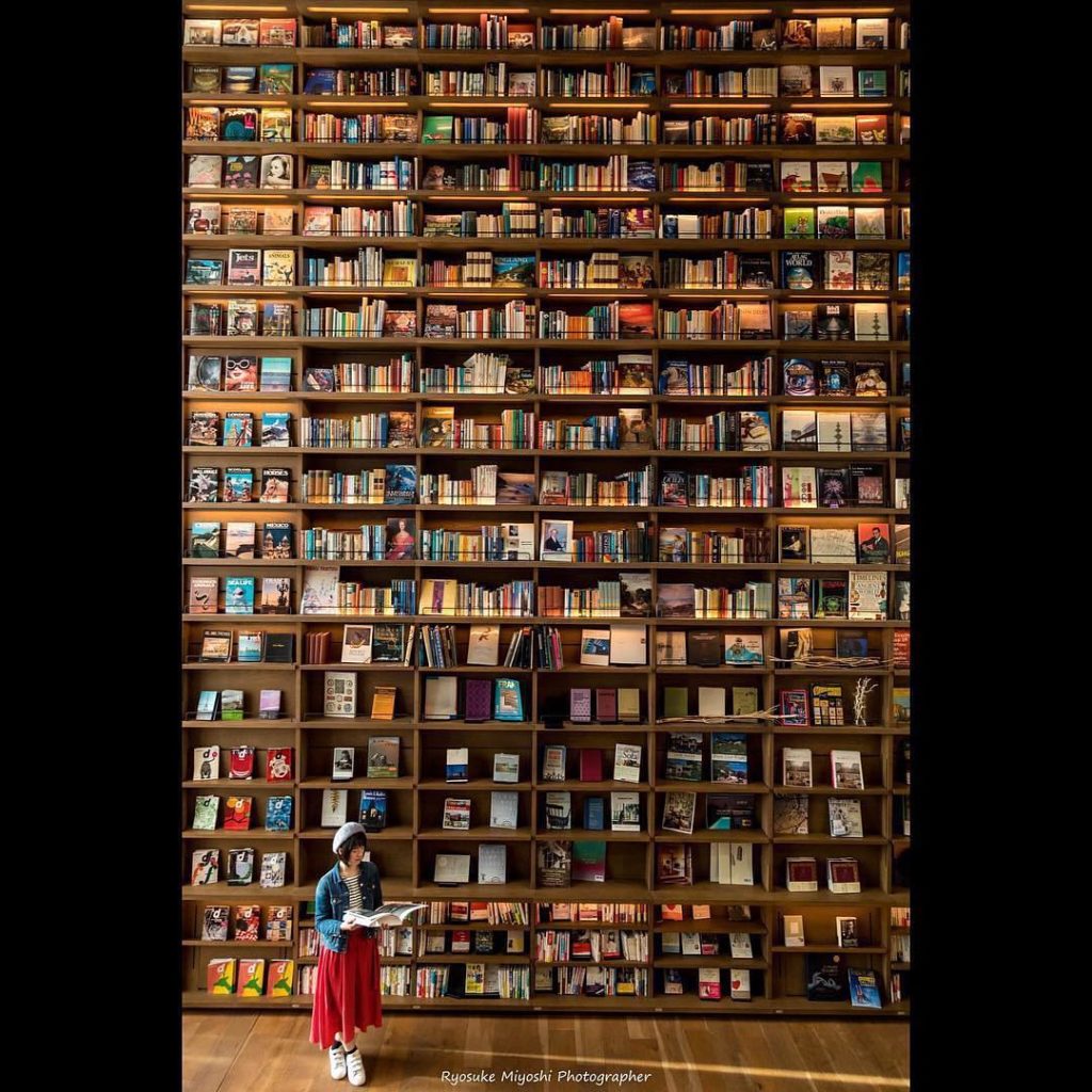 @Visit Japan: Location: #Hirakata #Osaka
Photo by @ryostory1124
.
We introduce you to a photo…