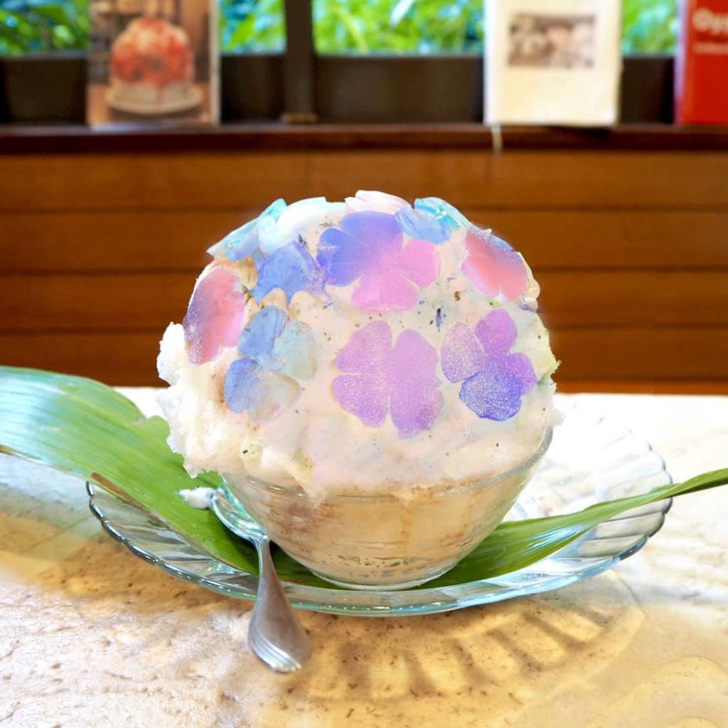 @Visit Japan: The kakigori served at Tokyo’s ‘Icho no Ki’ cafe is so popular it’s available al…