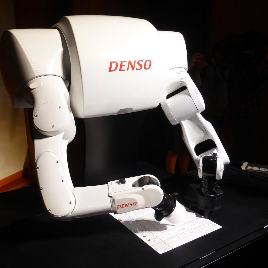 @The Japan Times: A robot developed by auto parts maker Denso Corp. writes Torobo-kun’s answers on…