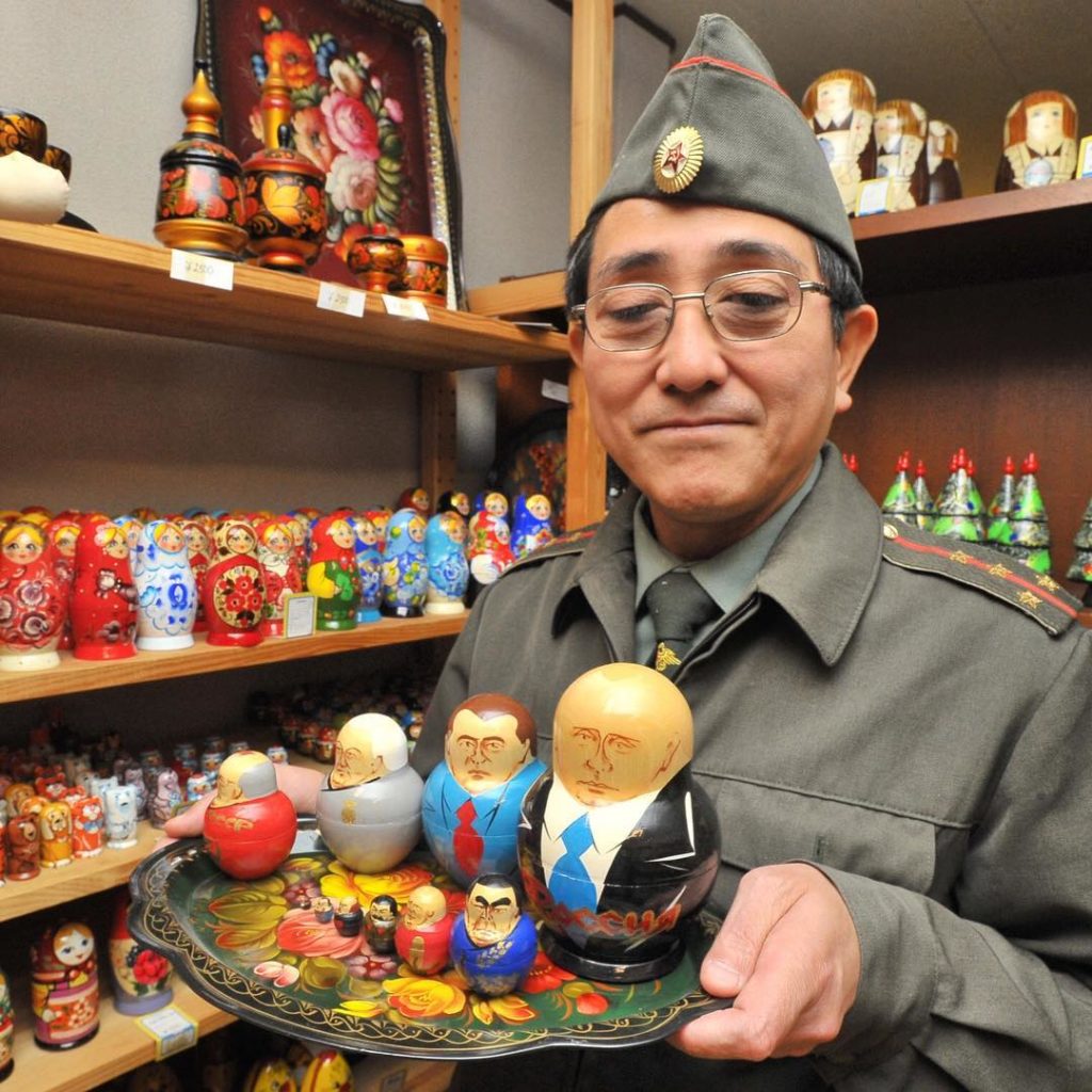 @The Japan Times: Kazuharu Iwahashi, owner of Chaika, a Russian tea specialty shop in Taito Ward, …