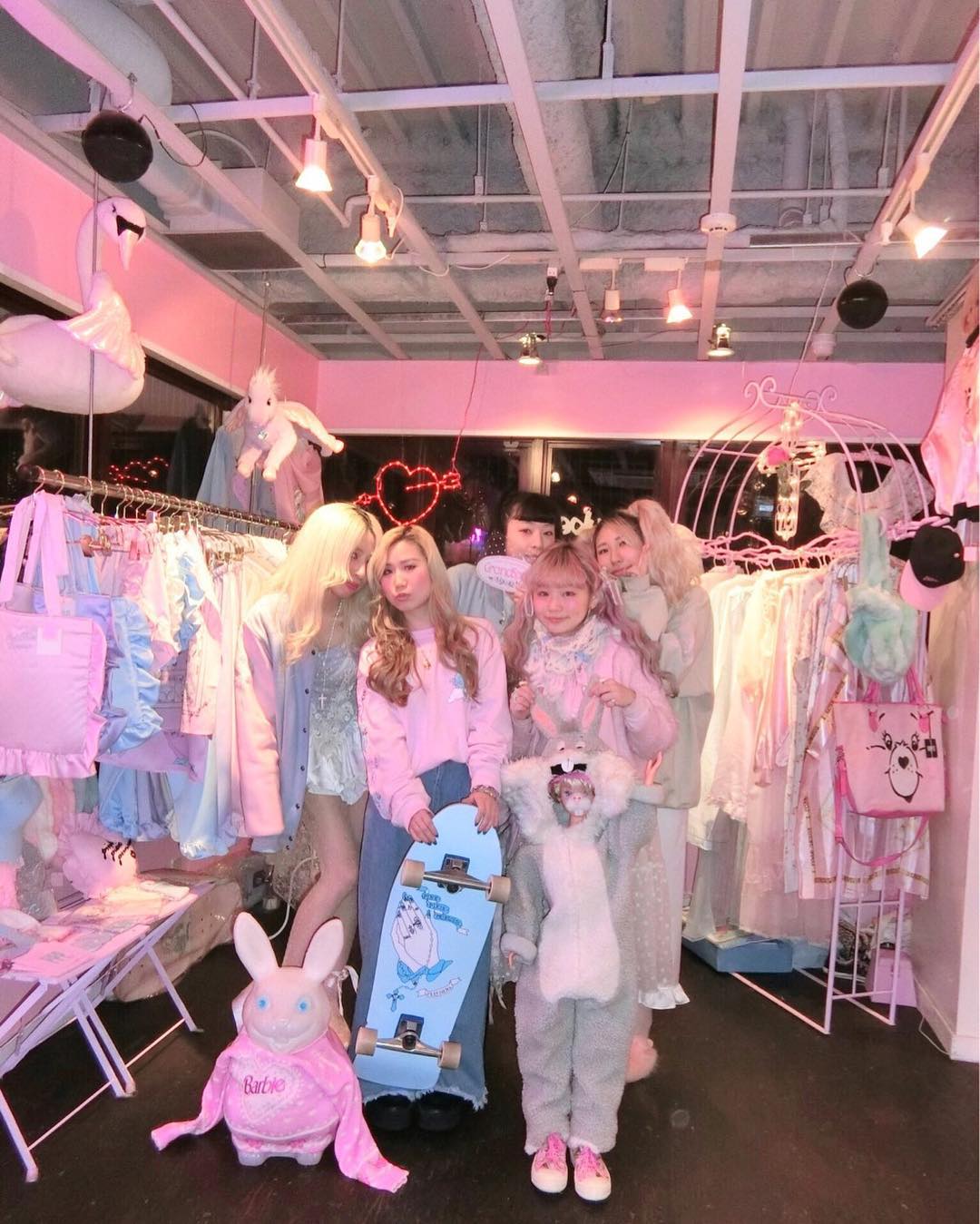 Tokyo Fashion If You Re In Osaka This Weekend Don T Miss The Skate Meets Kawaii Tokyofunks Alo Japan