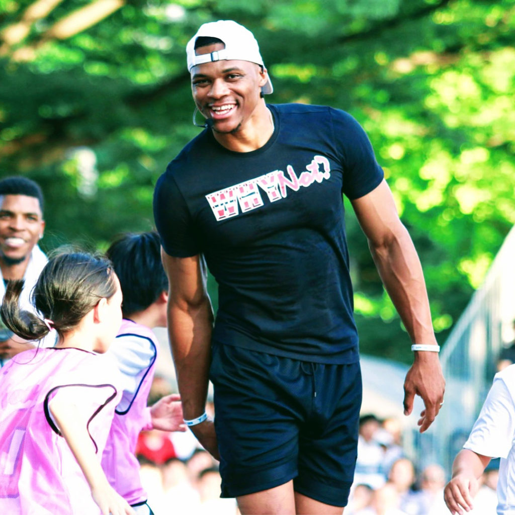 @The Japan Times: Russell Westbrook brought smiles to enthusiastic fans’ faces on a festive Tuesda…