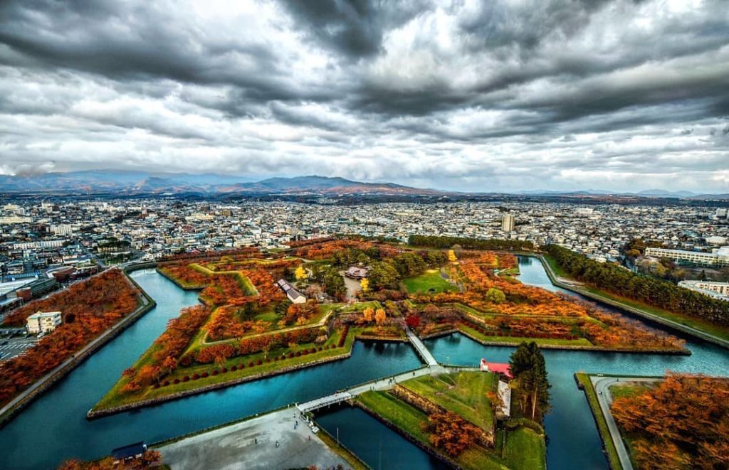 @Visit Japan: Come to experience a fantastic view from #GoryokakuTower overlooking the first E…