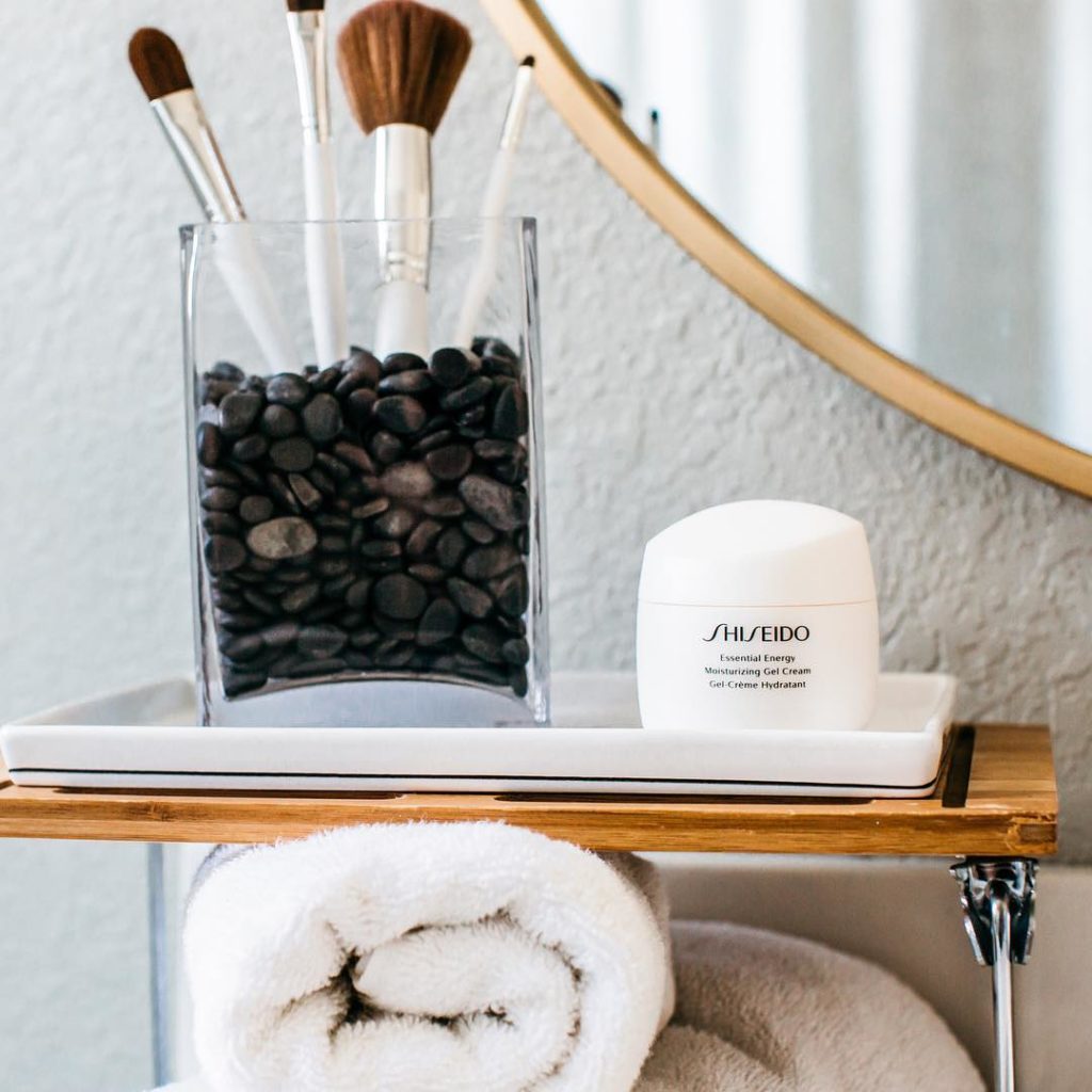 @SHISEIDO: It’s time to reboot your skin. Get energized, deeply hydrated skin that glows fr…