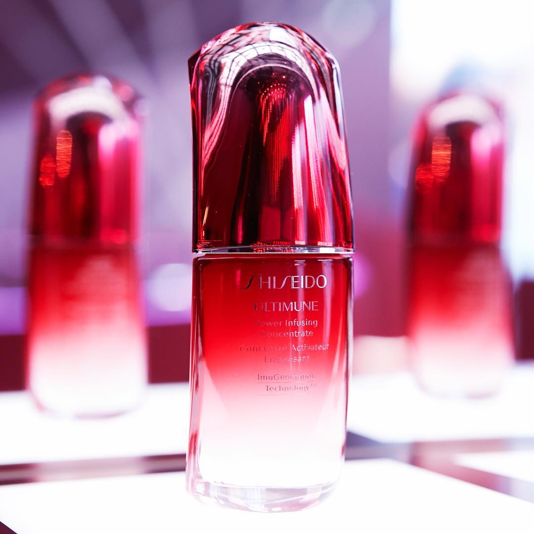 Ultimune shiseido power infusing. Shiseido Ultimune Power infusing Serum. Shiseido 2023 Box. 503 Шисейдо. Шисейдо лимитированная коллекция.