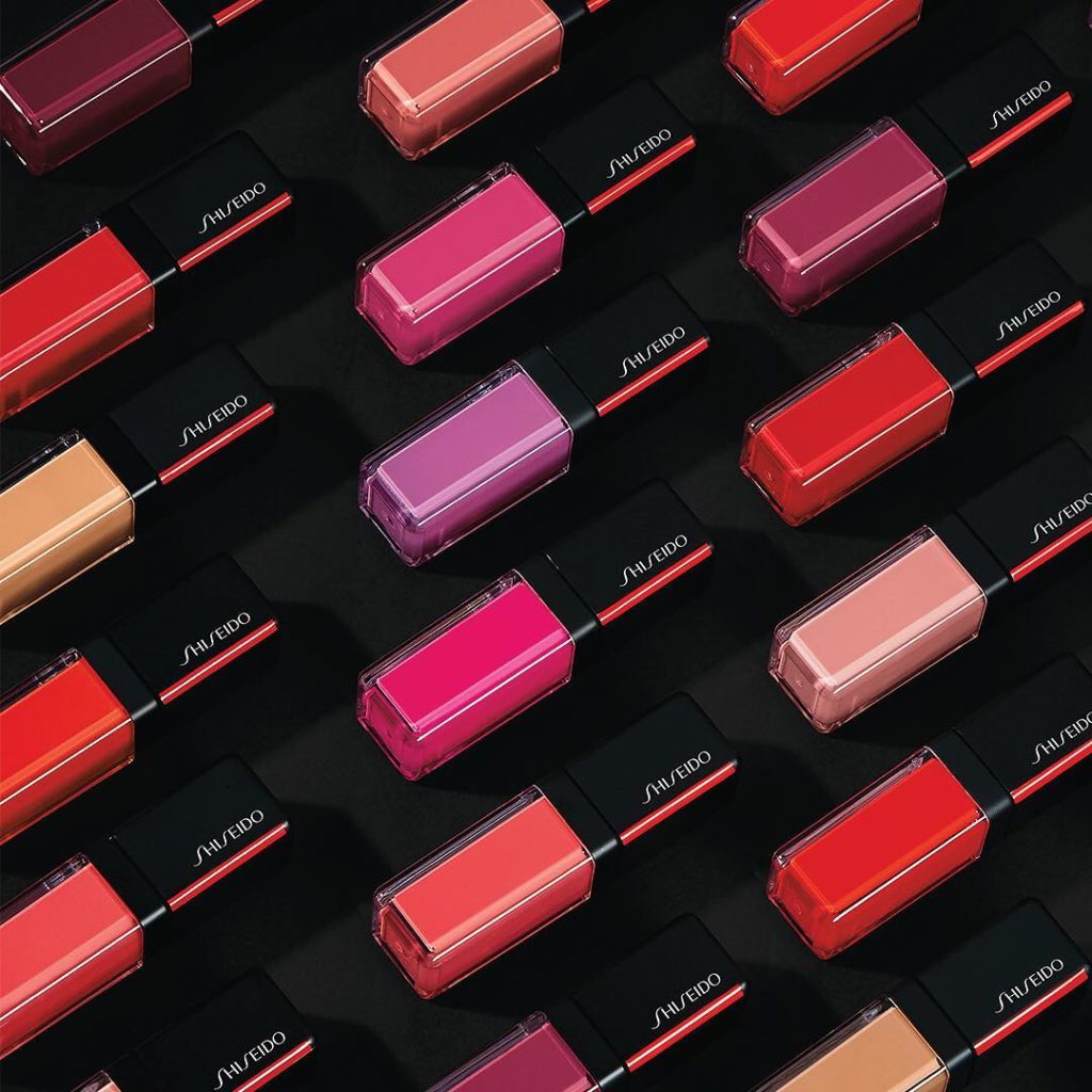@SHISEIDO: The bright lights of Tokyo shine through in this graphic and glossy lip color. D…