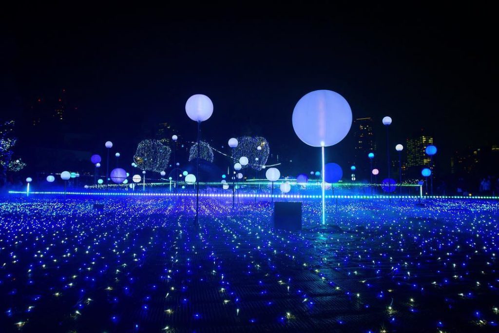 @Tokyo 2020 Olympics: #MerryChristmas .
During wintertime, Tokyo turns into a magical wonderland with…