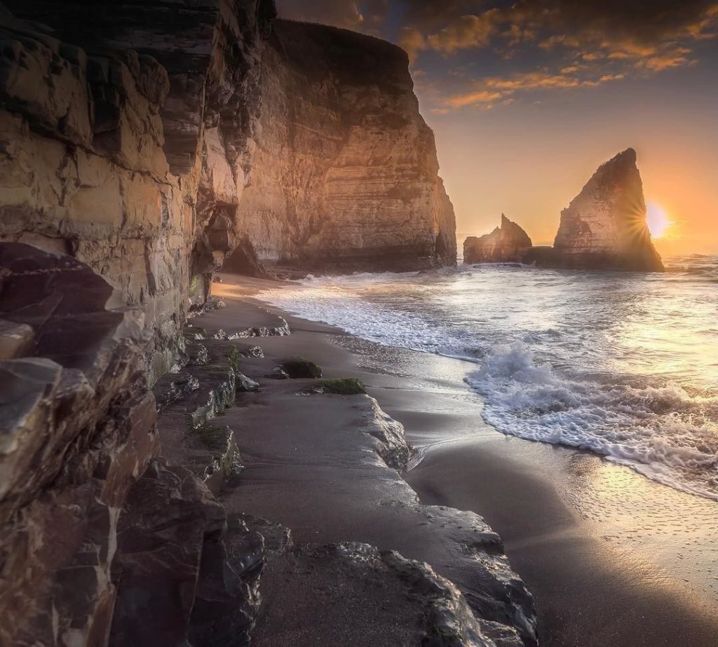 @Visit Japan: The spectacular #sunrise at #Ooazuki Coast is truly worth getting up early for. …