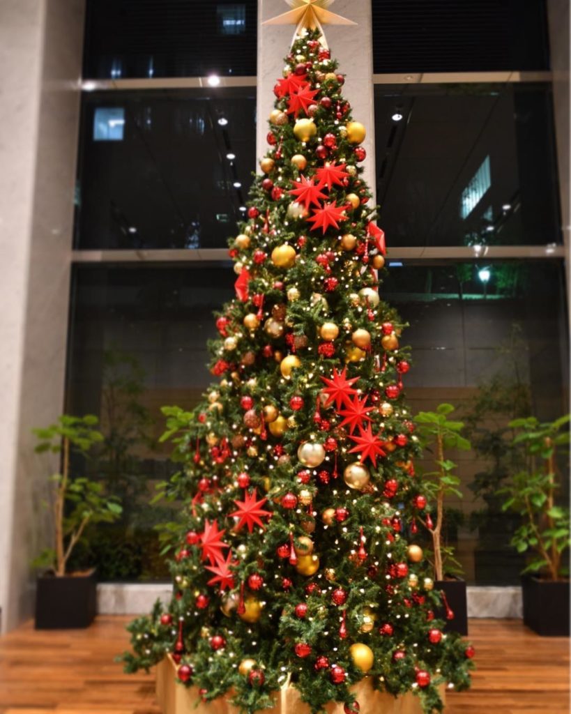 @The Japan Times: Merry Christmas and happy holidays from The Japan Times! This Christmas tree in …