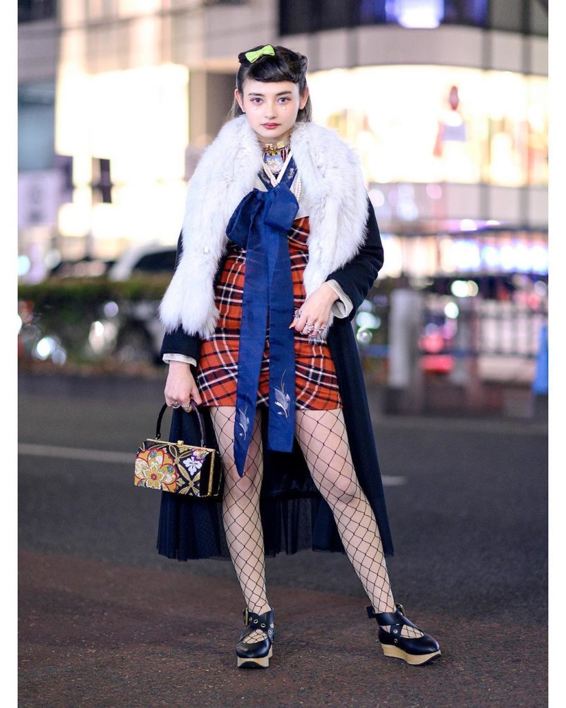 @Tokyo Fashion: 19-year-old Japanese fashion student Alice (@alice) on the street in Haraj…