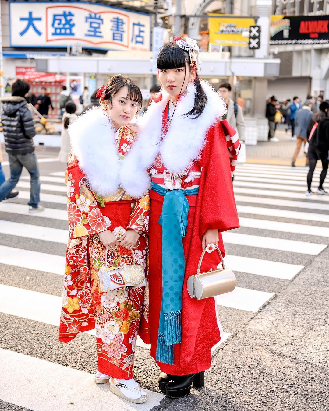 @Tokyo Fashion: Beautiful traditional Japanese furisode kimono on the ...