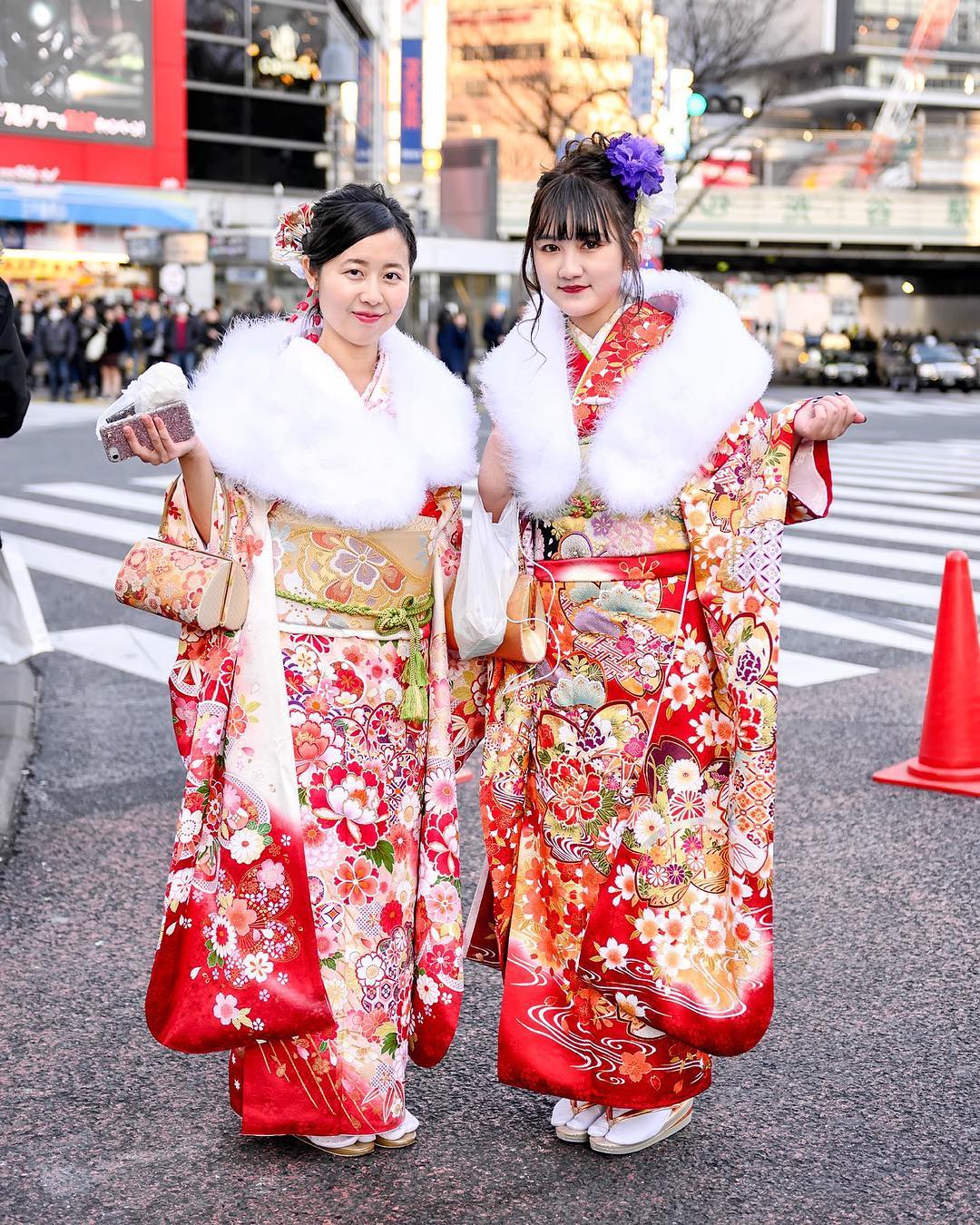 @Tokyo Fashion: Beautiful traditional Japanese furisode kimono on the ...