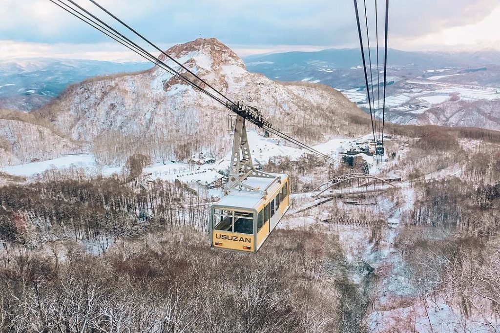 @Japan Travel: The Usuzan Ropeway in Hokkaido takes you to the top of Mount Usu and overlooks t…