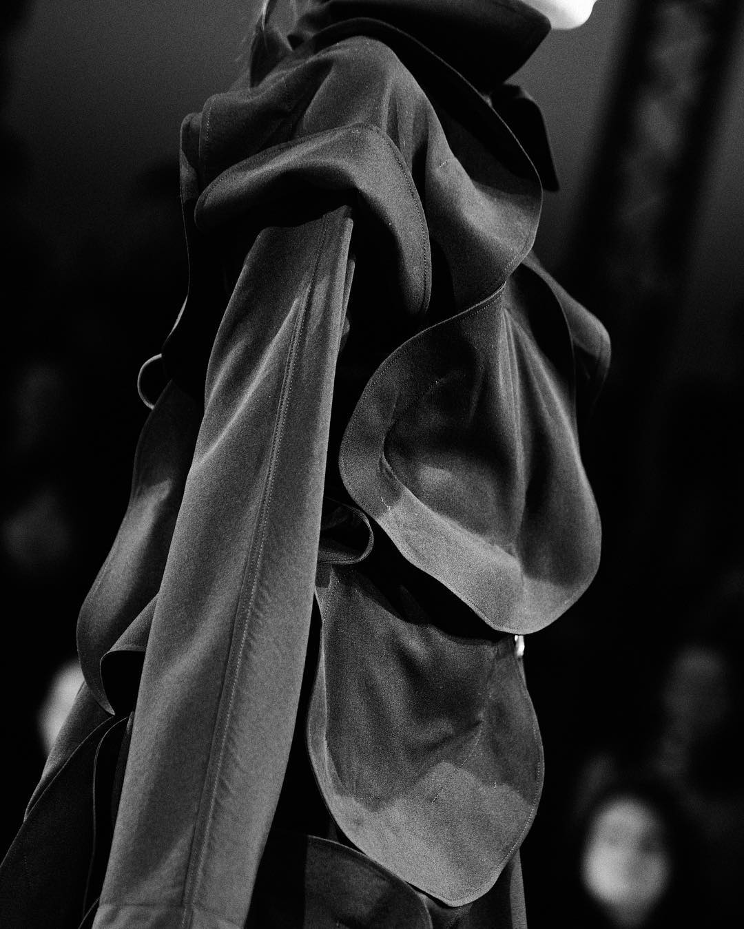 @Yohji Yamamoto: Yohji Yamamoto AW19 collection. Photo by @elise_toide ...