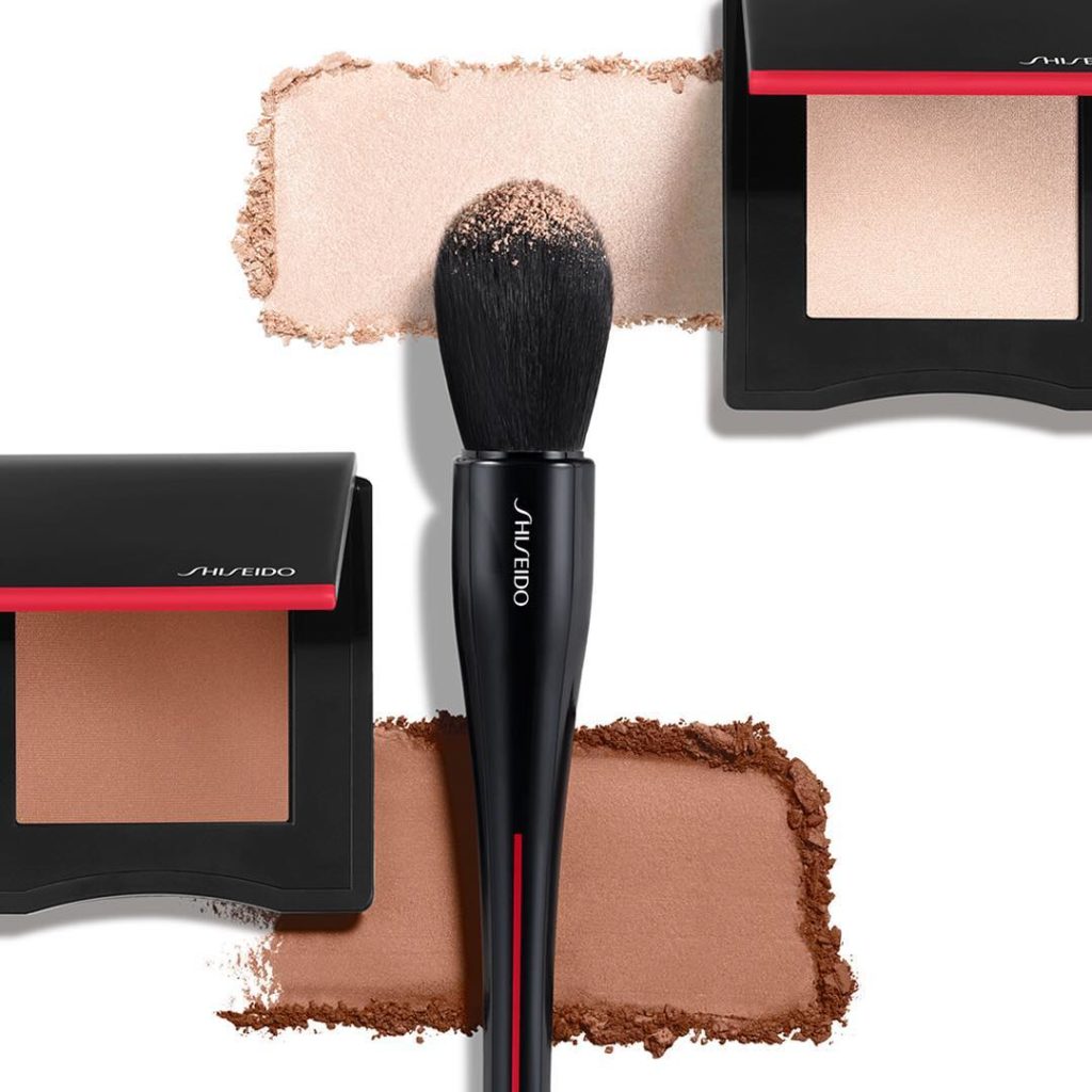 Let your lashes take center stage by sculpting cheekbones with InnerGlow CheekPo...