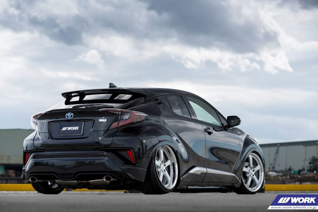 J-LINE Toyota CH-R on WORK Equip E05 #artofwheel #equipe05...