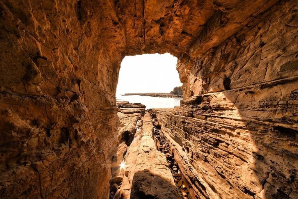 Looking for an impressive twilight photo spot？ Shihara Coast is named as one of ...