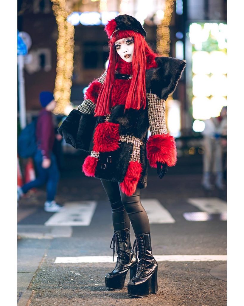 Japanese shironuri artist Minori (@minori00mon) on the street in Harajuku wearin...