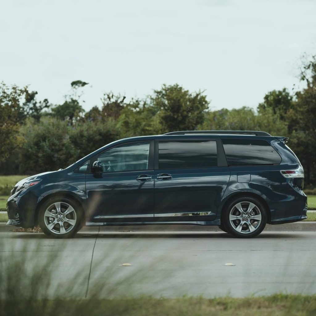 The family hauler that really hauls! #Sienna #LetsGoPlaces...
