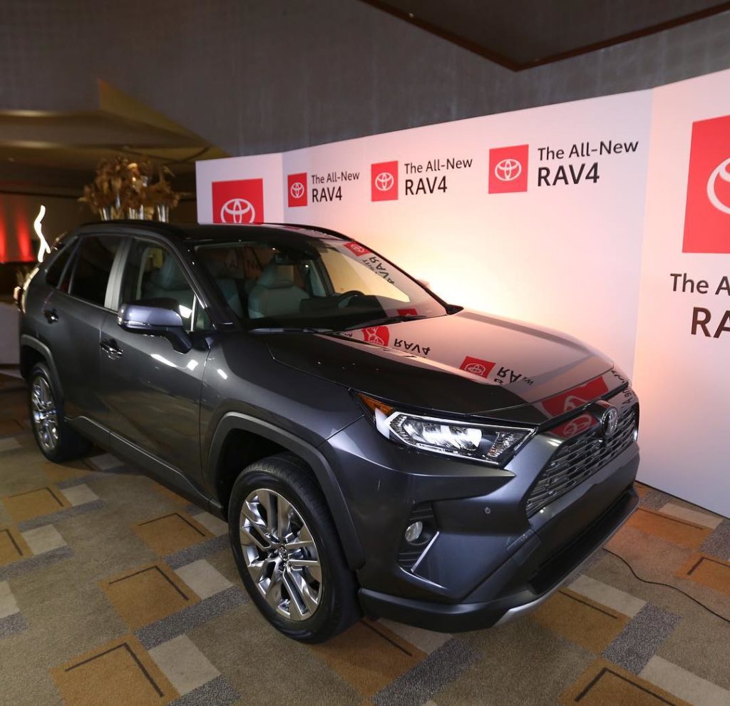The #RAV4 breaking 
perceptions like the Going for Gold honoree, @euniquejg....