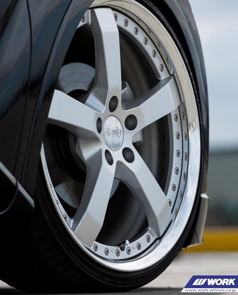 J-LINE Toyota CH-R on WORK Equip E05 #artofwheel #equipe05...