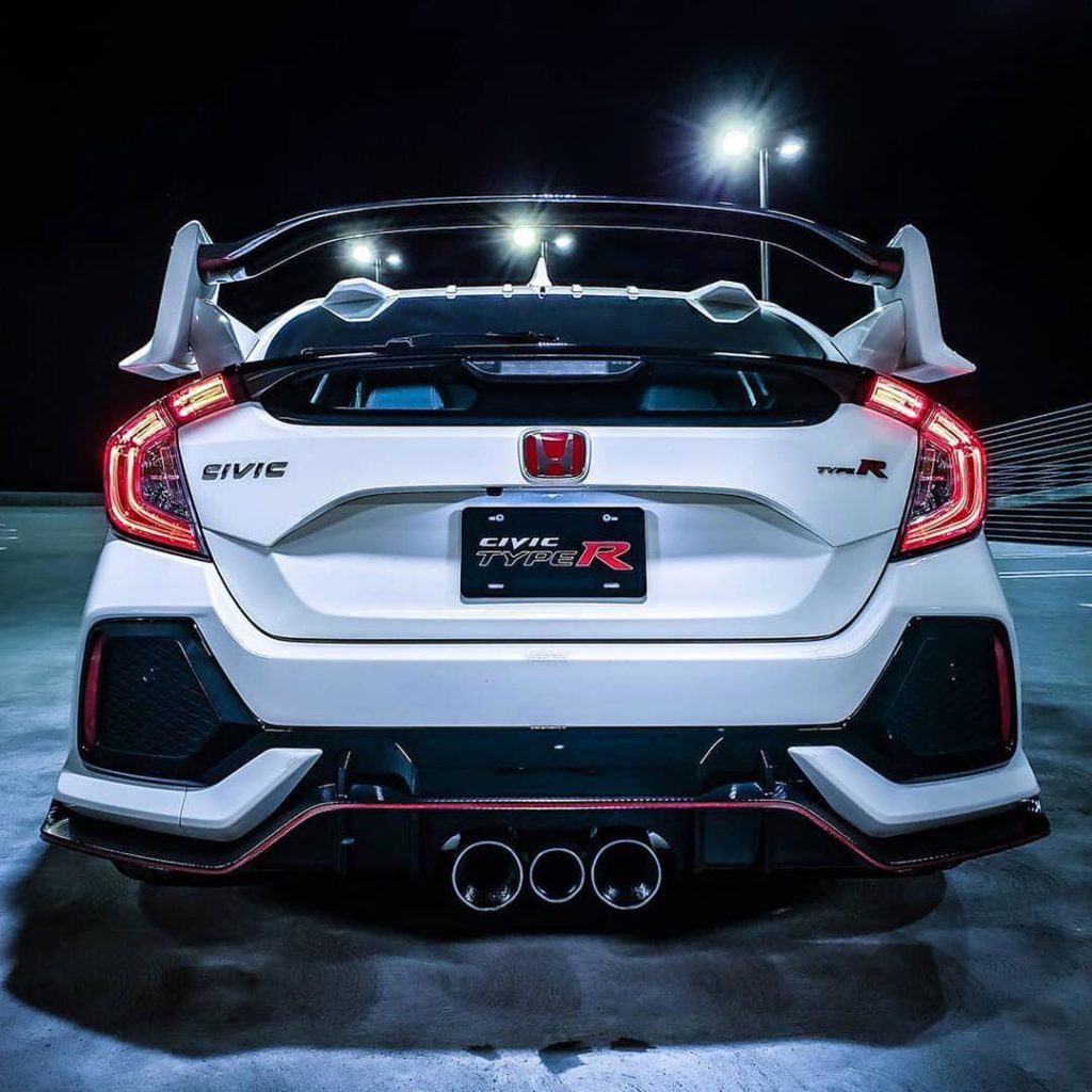 Equipped with a 2.0-liter VTEC® turbocharged engine, the Honda Civic Type R is t...