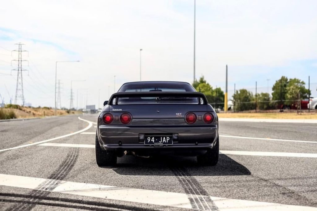 Follow the tire marks.  #SkylineSunday #NissanSkyline &: @ben.lechucki...