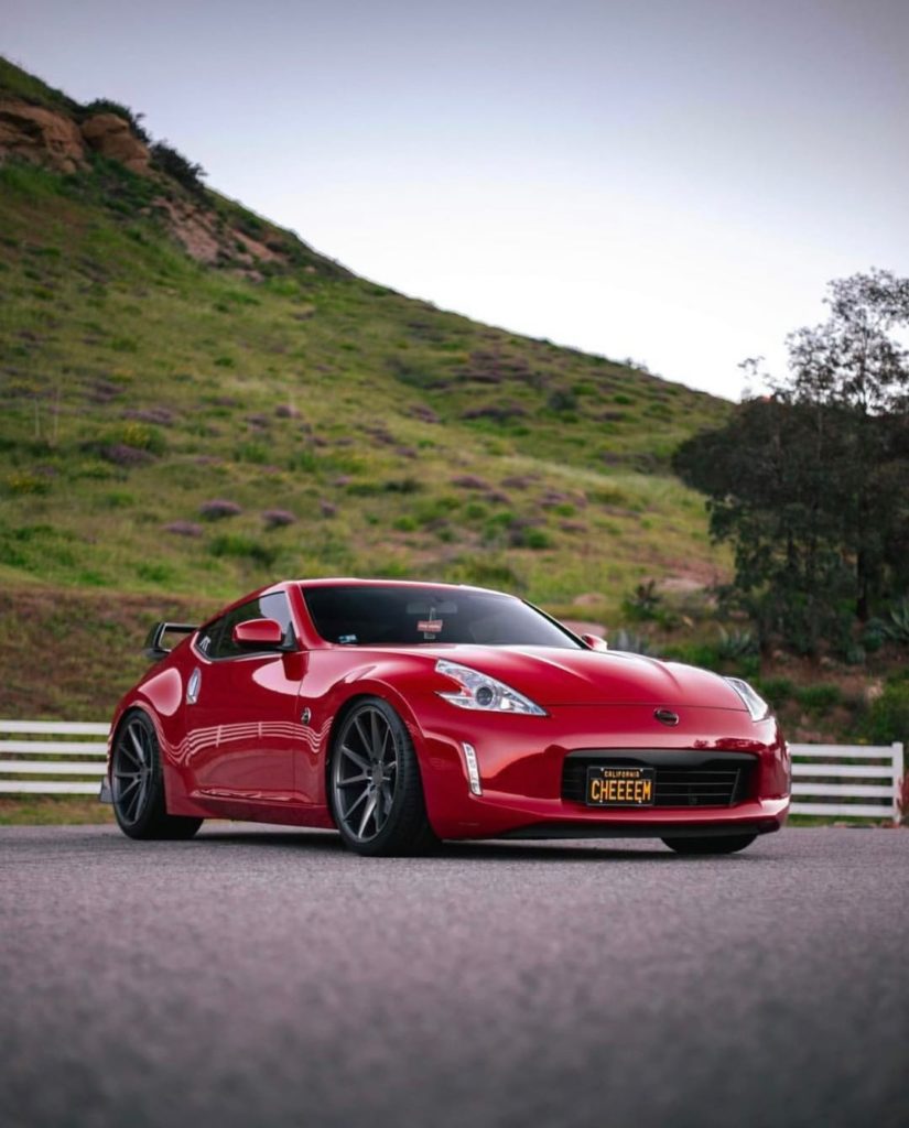No wolves messing with this Little Red Riding Hood. #Zociety #Nissan370Z #370Z :...