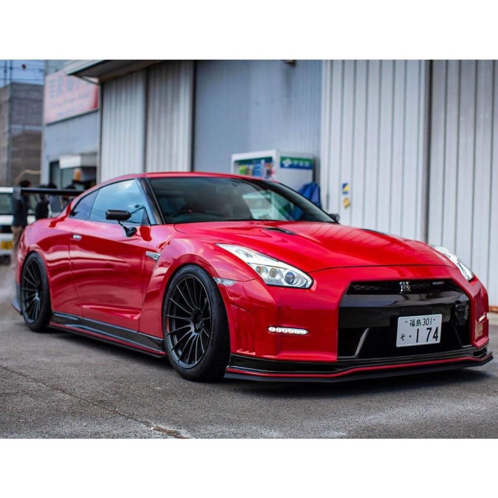 Red for danger Zilla 
Photo @speedhunters_dino .
.
.
.
Follow the Crew:  @Nissan...