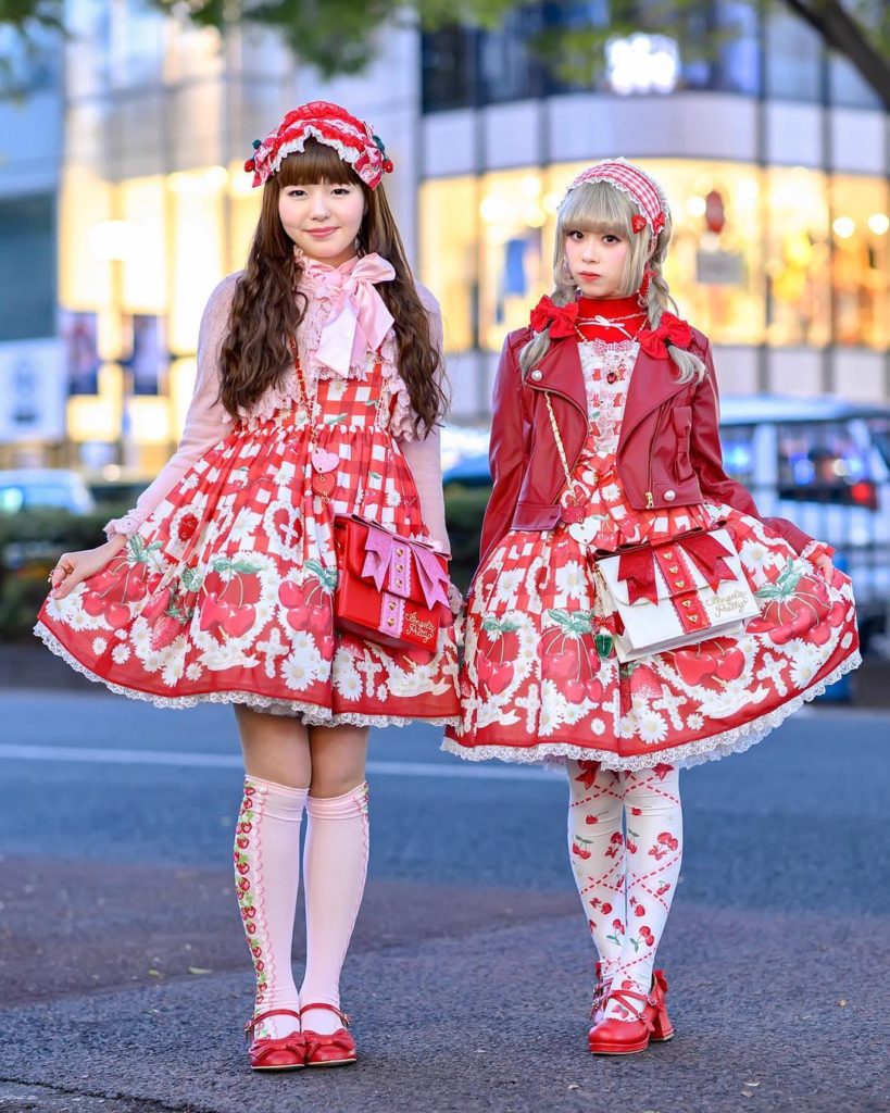 Japanese lolitas Acchan (@acchan_pumpkin) and Reona (@meruru45pyon) on the stree...