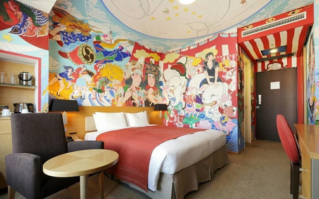 Visit Japan: Want to stay in an art gallery? While we can’t quite offer that, a stay at Park … Want to stay in an art gallery? While we can't quite offer that, a stay at Park ...