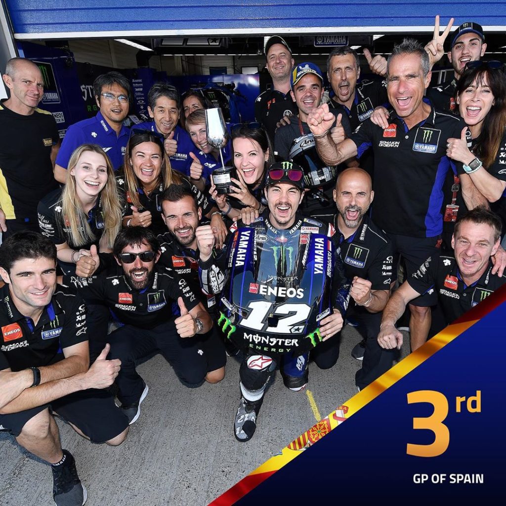 .
.
#MonsterYamaha | #MotoGP | #SpanishGP | #MonsterEnergy | #MV12 | @maverick1...