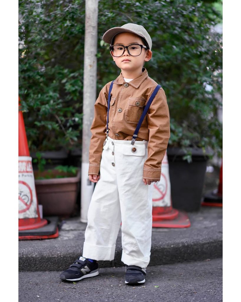 We met 5-year-old Koharu (@pal_naegna) on the street in Harajuku. His stylish lo...