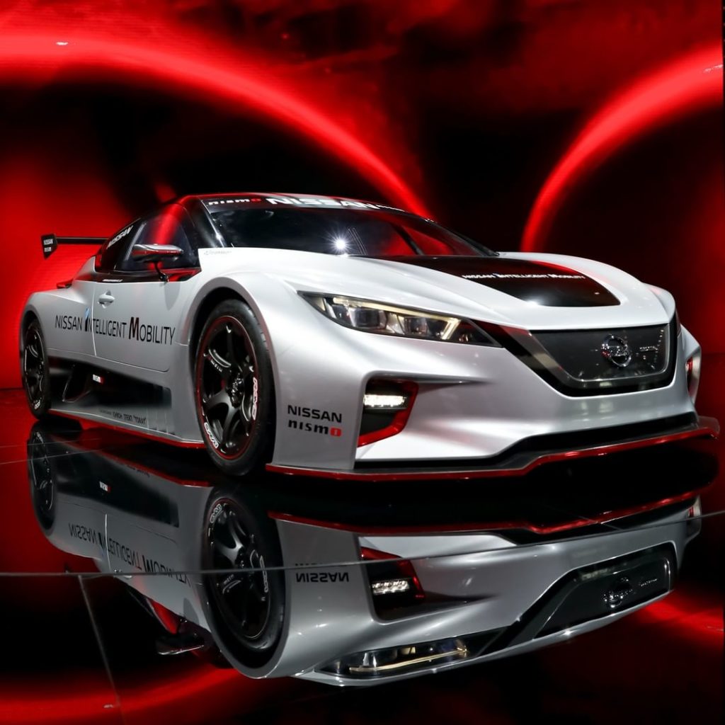 Nissan: Designers of the #NissanLEAF #NISMO RC used the distinctive silver-and-black pai… Designers of the #NissanLEAF #NISMO RC used the distinctive silver-and-black pai...