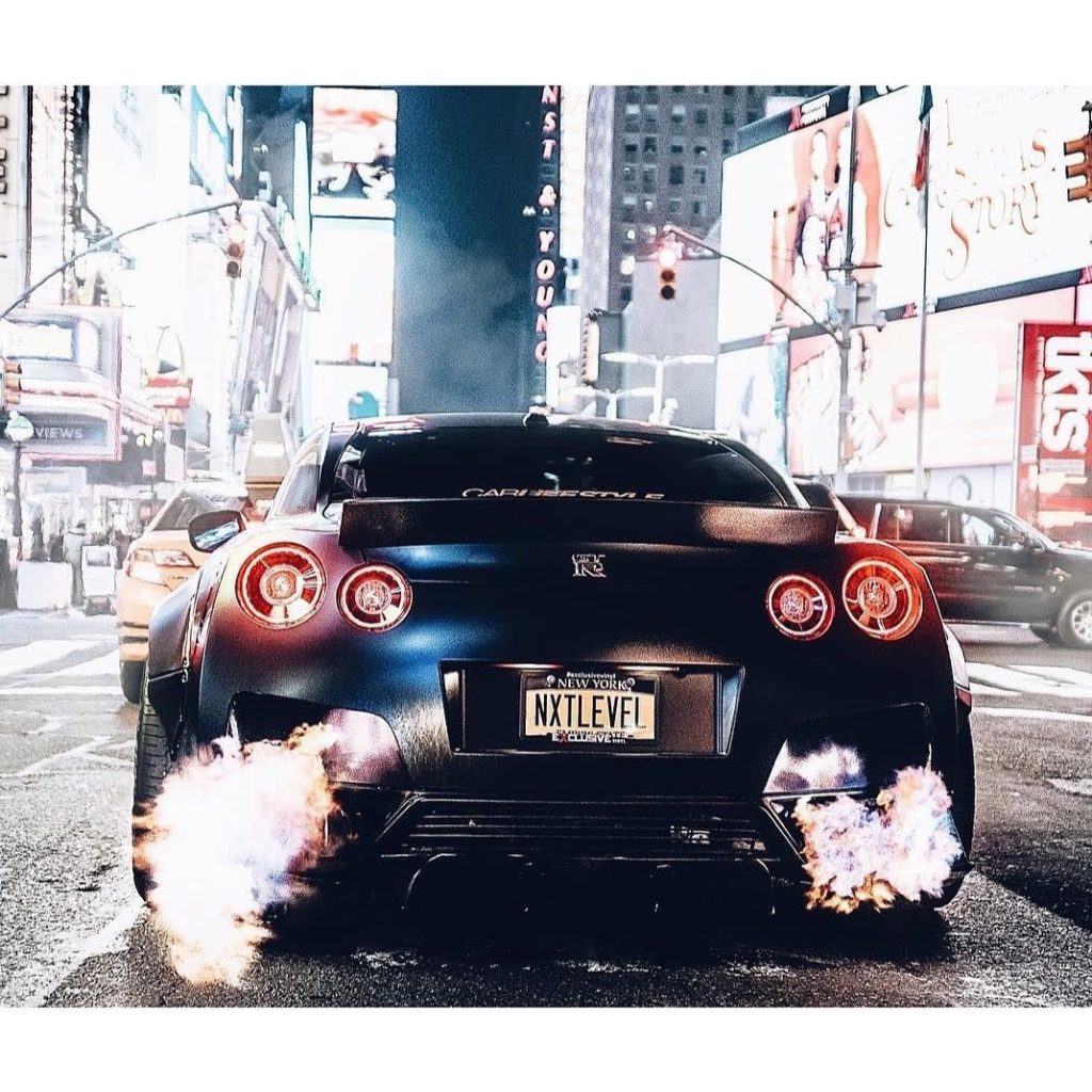 Hot & Bothered ! Photo @sureshgordon & owner: @vlmao .
.
.
.
Follow the Crew:  @...