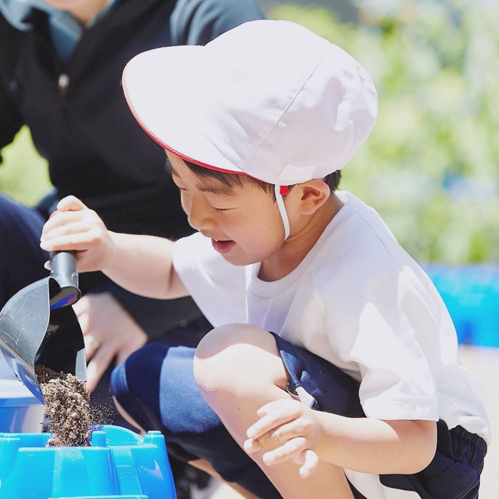 Tokyo 2020 Olympics: Pupils of Rinkai Aomi Special Support School learned how to sow the Japanese Mor… Pupils of Rinkai Aomi Special Support School learned how to sow the Japanese Mor...