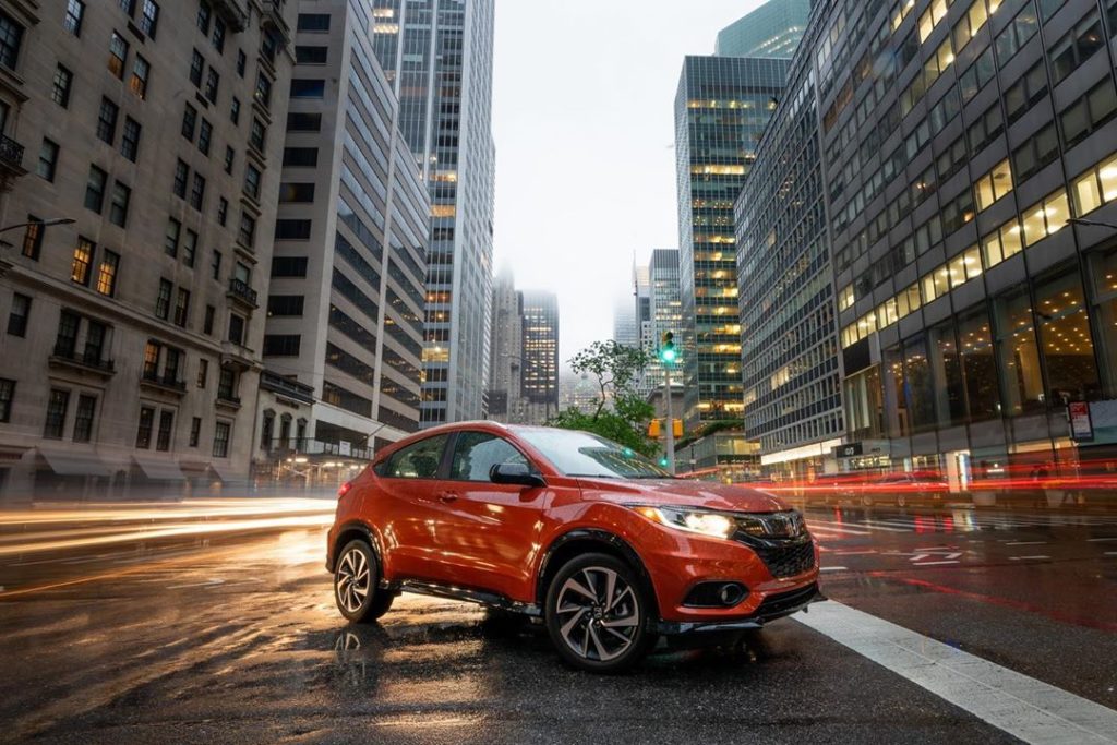 Arriving to @govballnyc in style with the #HondaHRV. 

Make sure to check out @h...