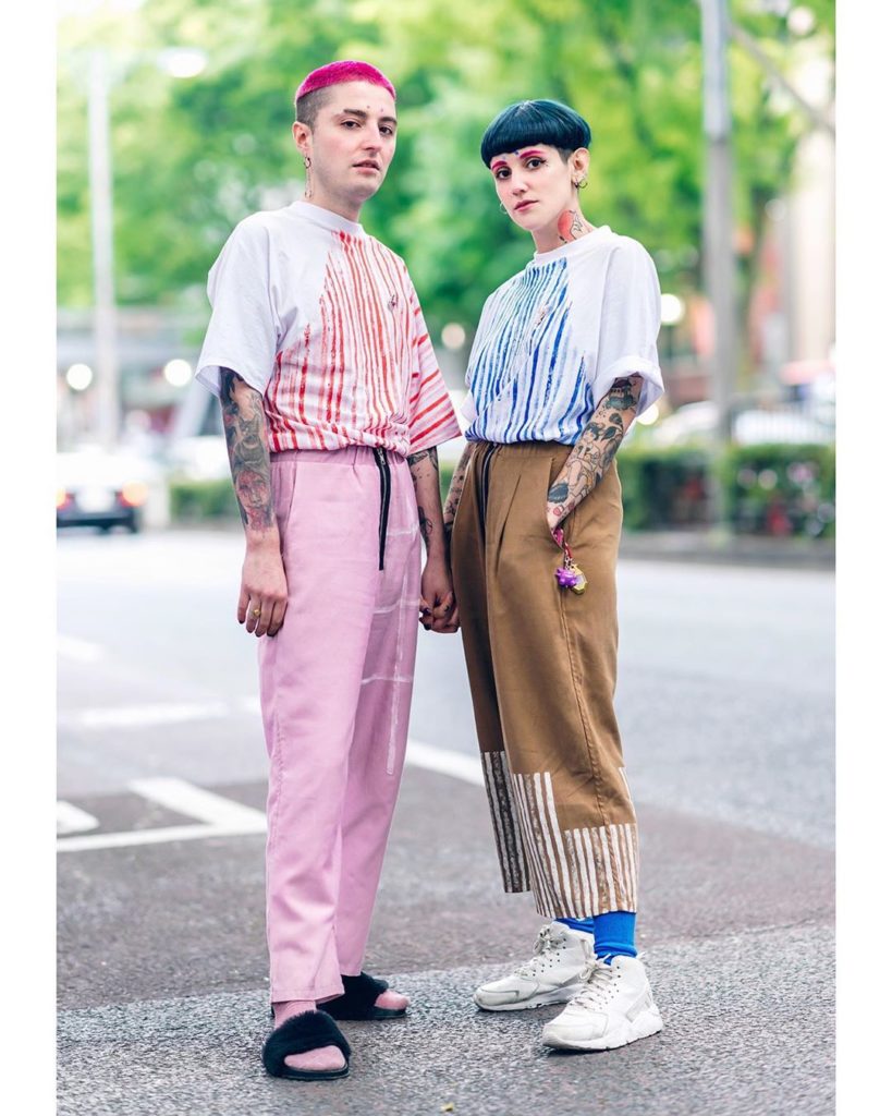 AogiRi (@AogiRinoki13) and Blue (@blvvelvet) on the street in Harajuku wearing s...
