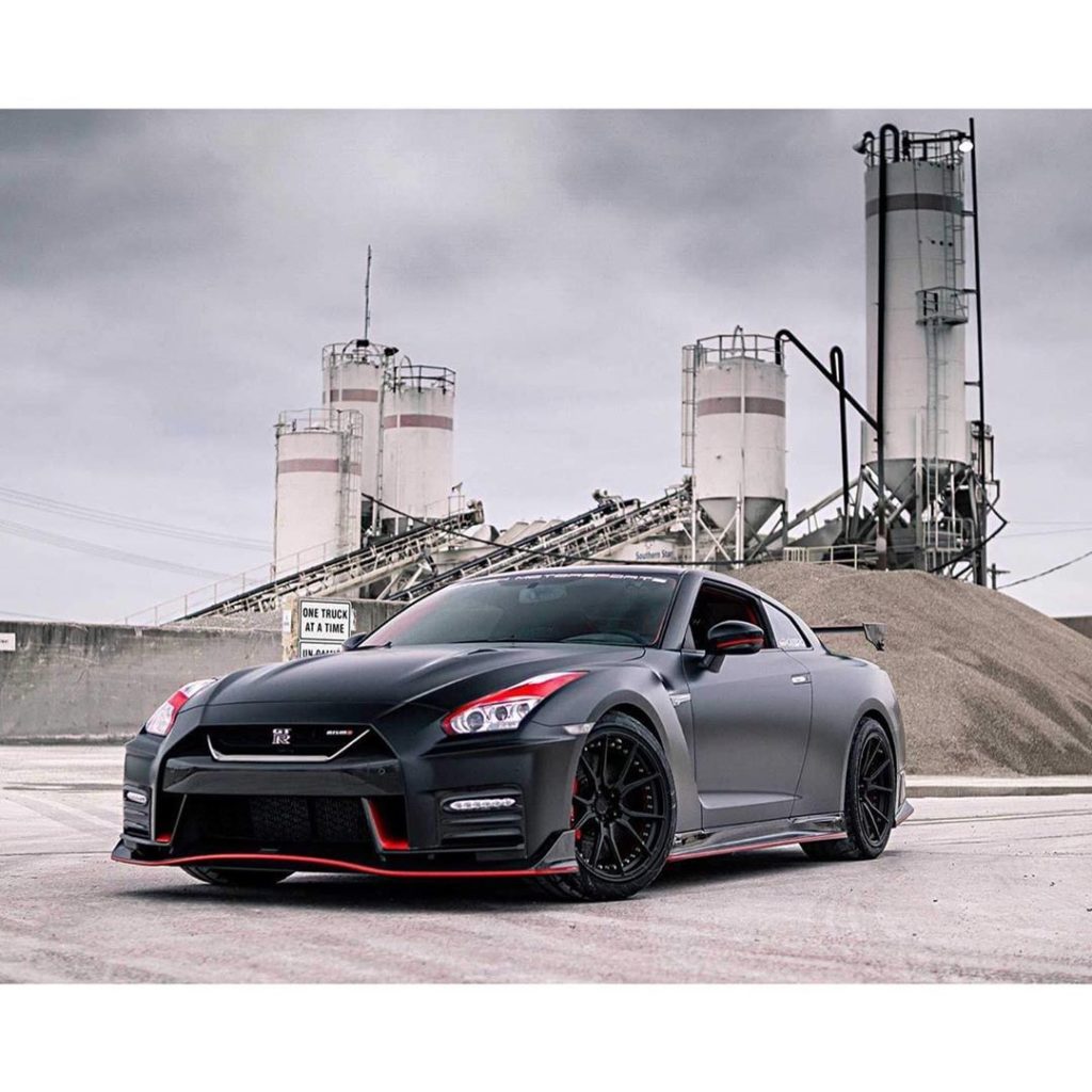 Sinister Zilla 
Photo @jotechmotorsports .
.
.
.
Follow the Crew:  @Nissan_GTR_L...