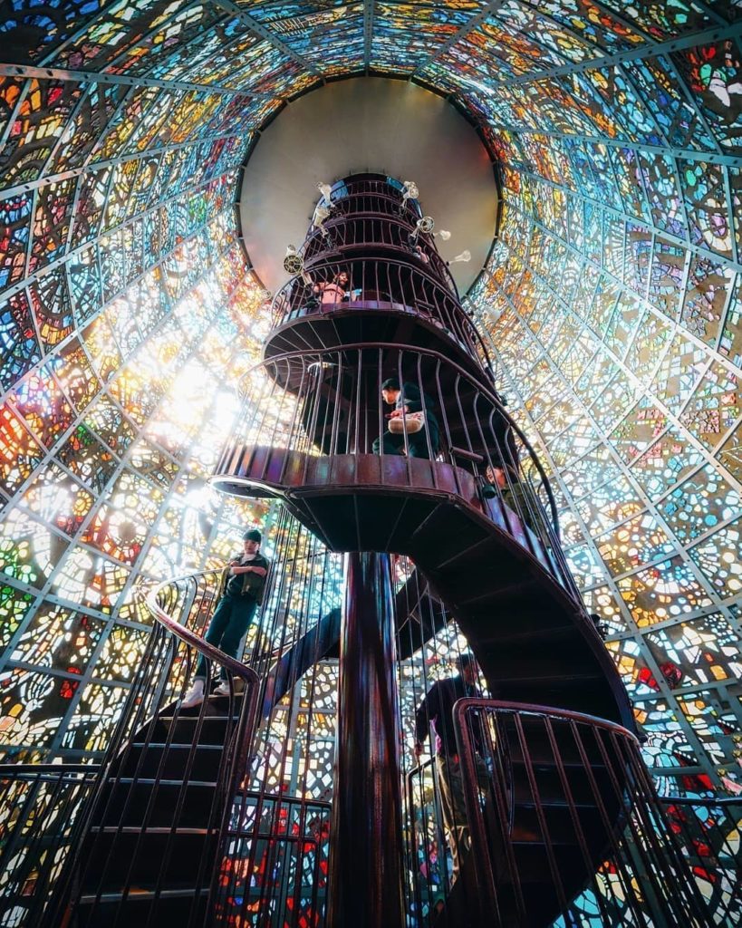 Visit Japan: Opened in 1969, the Hakone Open Air Museum was Japan’s first open-air art museum… Opened in 1969, the Hakone Open Air Museum was Japan's first open-air art museum...