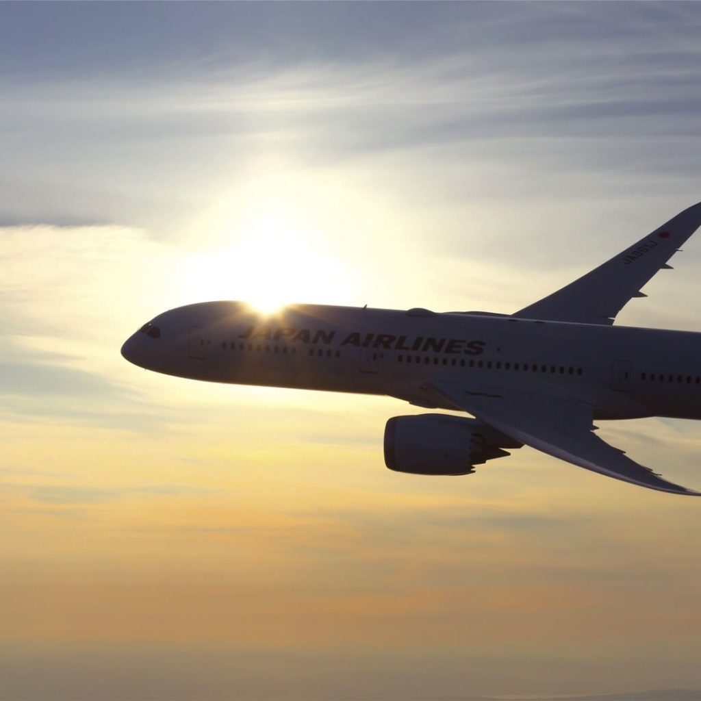 #NoPlanNoProblemJune One hand is enough to carry all the luggage you need. What ...